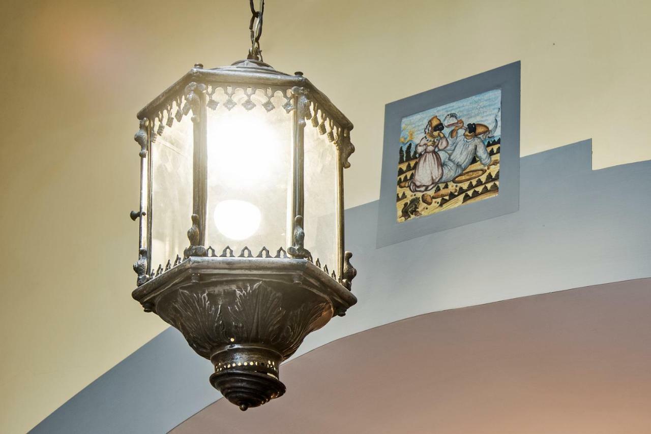 Il Teatro Di Nerone Apartment Napoli Exterior foto