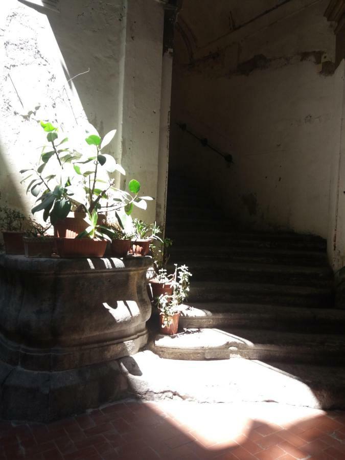 Il Teatro Di Nerone Apartment Napoli Exterior foto